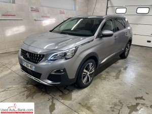 Peugeot 5008 (2020)